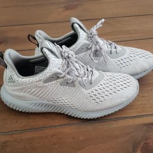 Adidas Alphabounce